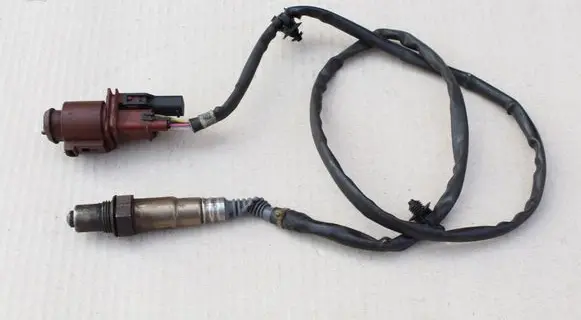 Volkswagen Touareg I Lambda probe sensor 07Z906262A