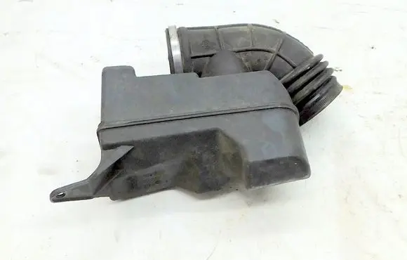 BMW 5 E39 Intake resonator 189408