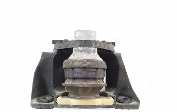 Engine mount bracket