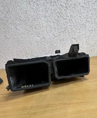Mercedes-Benz C W204 Interior heater climate box assembly housing 50623 D9631