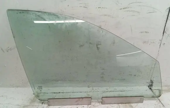 Volvo XC90 Front door window glass four-door 43R001605