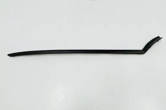 Volvo XC40 Windshield trim 31448940