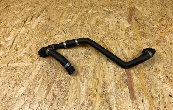Mercedes-Benz C W205 Engine coolant pipe/hose A2055019401