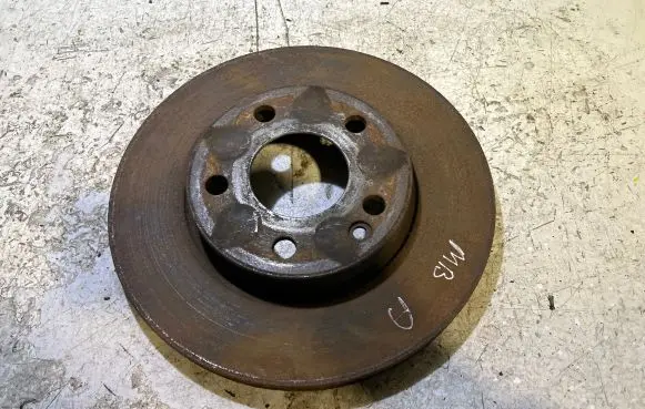Mercedes-Benz A W169 Front brake disc