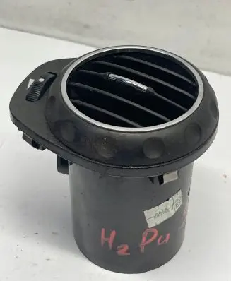 Alfa Romeo 147 Dash center air vent grill H2p410