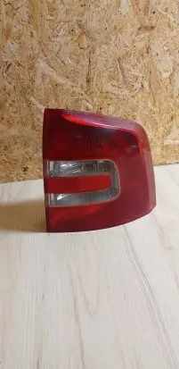 Skoda Octavia Mk2 (1Z) Rear/tail lights 1Z9945096