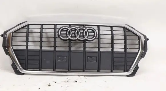 Audi Q3 F3 Front grill 83A853651A