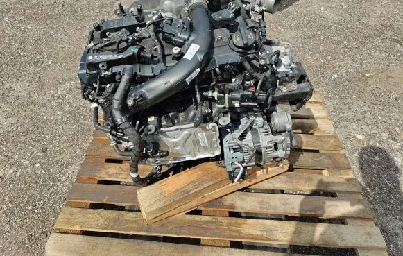Maserati Ghibli Engine 670053115