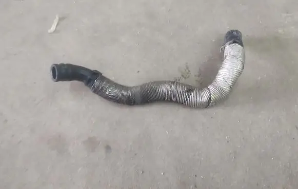Porsche Panamera (970) Engine coolant pipe/hose