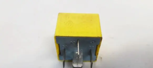 Renault Laguna II Other relay 7700844253 12V-40A-03532