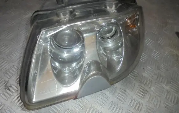 Maserati Quattroporte Headlight/headlamp