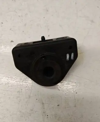 Hyundai Tucson IV NX4 Radiator mount bracket 