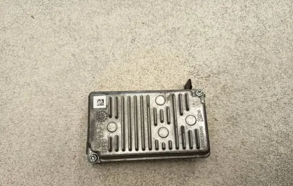 Peugeot 508 RXH Headlight ballast module Xenon 89091039A