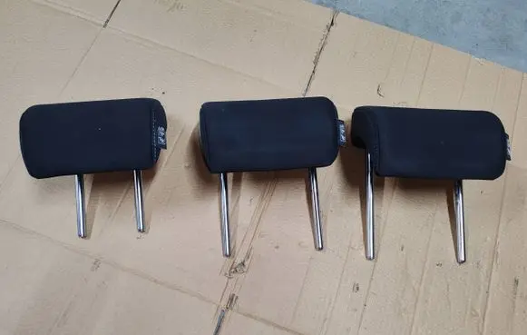 SsangYong Tivoli Rear seat headrest