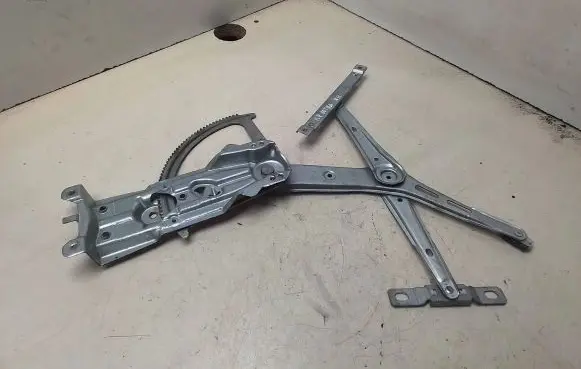 Opel Astra H Front window lifting mechanism without motor 13100417 13100405