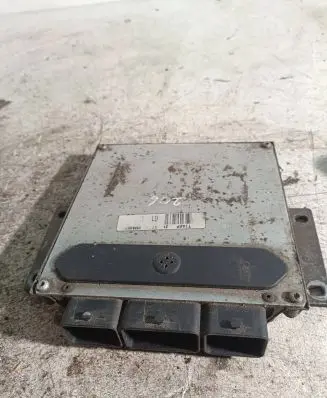 Peugeot 206 Engine control unit/module 9642423780 9642597680 16449054