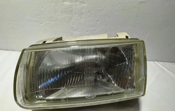Volkswagen Polo III 6N 6N2 6NF Headlight/headlamp 96249500