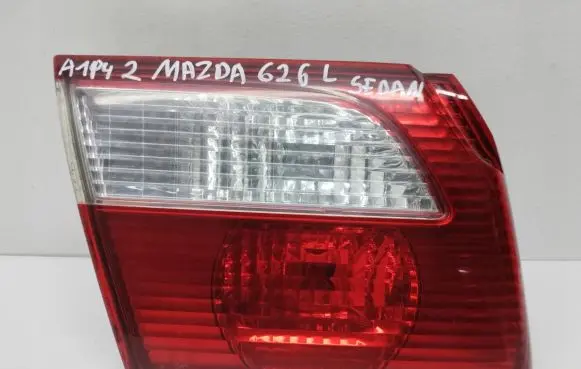 Mazda 626 Tailgate rear/tail lights 22661919