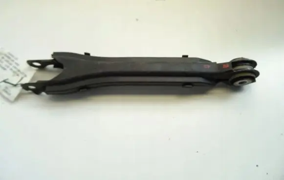 Mercedes-Benz C W204 Rear control arm A2043521288