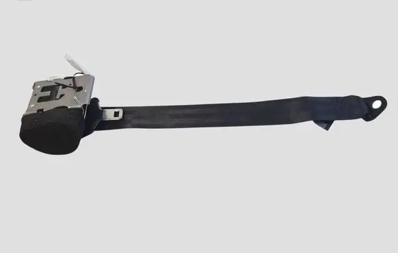 Citroen C5 Rear seatbelt 33060135