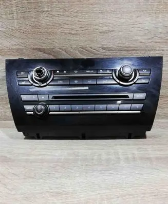 BMW X5 F15 Climate control unit 681973501 DEFECTEDBUTTON 26112015