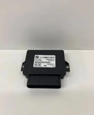 BMW 5 F10 F11 Hand brake control module 6862808 23122010 32620294A