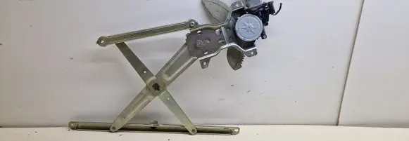Nissan Pixo Front door window regulator with motor