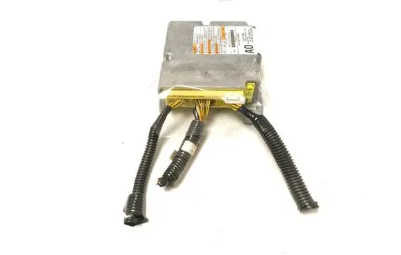 Toyota Avensis T270 Airbag control unit/module 8917005380