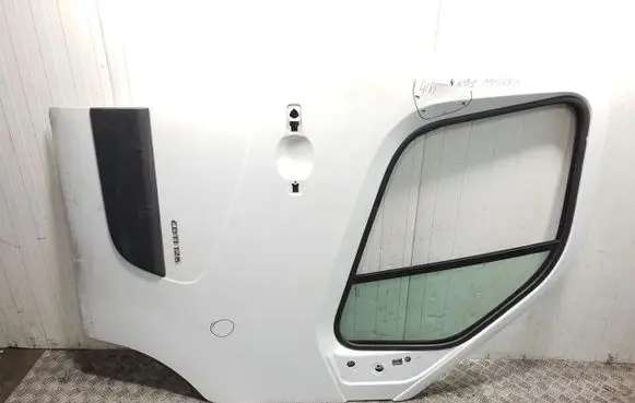 Opel Movano B Front door