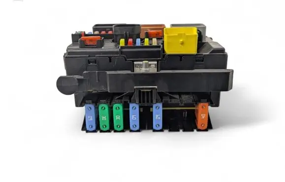 Citroen DS3 BSM Control unit 9667199680