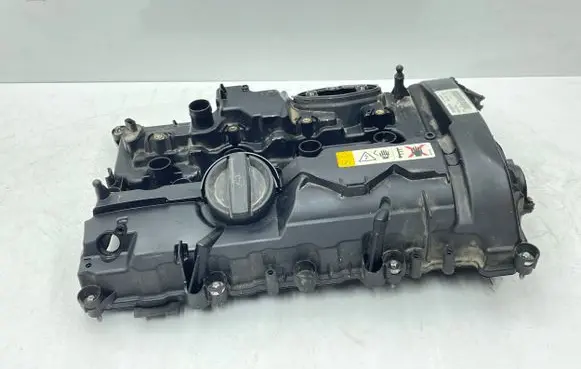 BMW 4 F36 Gran coupe Rocker cam cover 7611278 ZHM108 7055789