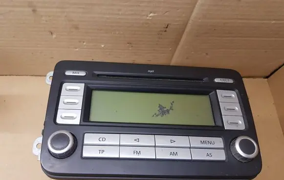 Volkswagen Eos Radio/CD/DVD/GPS head unit 1K0035186AE 9184918351