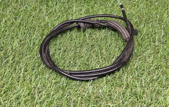 Volkswagen Transporter - Caravelle T5 Engine bonnet/hood lock release cable 7H1823530A