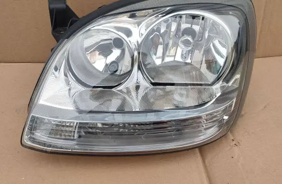 Nissan Almera Tino Headlight/headlamp 26060BU800 1EF96432133 1EE96432133