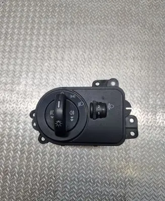 Ford Fusion Light switch 2S6T13A024CA