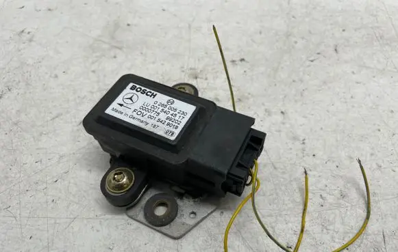 Mercedes-Benz E W211 ESP (stability system) control unit 0265005230 0015404517