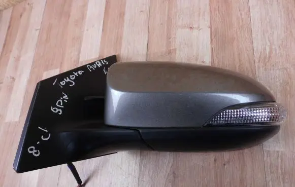 Toyota Auris E180 Front door electric wing mirror 026983 E11026983