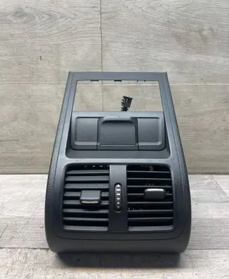 Volkswagen PASSAT B7 Rear air vent grill 3AA864298 1223455856