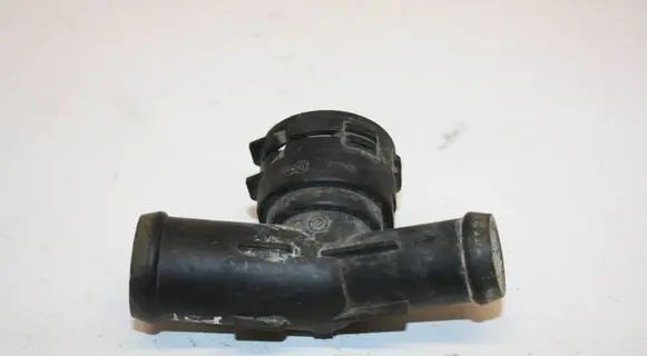 Volkswagen Golf V Engine coolant pipe/hose 1K0122291B