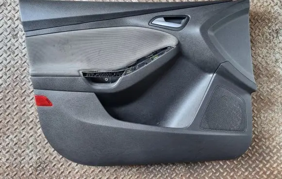 Ford Focus Front door card panel trim BM51A23943