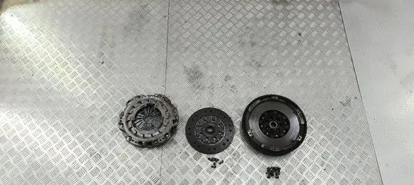 Mercedes-Benz B W246 W242 Clutch set kit A0262501001