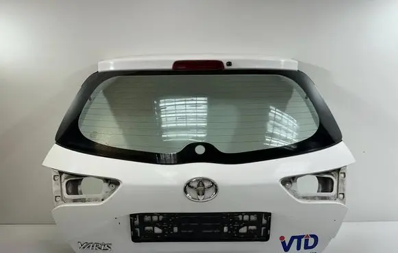 Toyota Yaris Tailgate/trunk/boot lid 