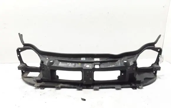 Opel Vivaro Radiator support slam panel 8200162317