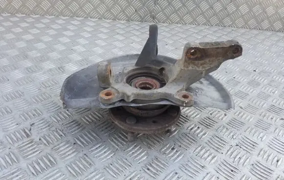 Volvo S40, V40 Front wheel hub