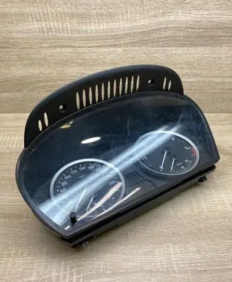 BMW 5 E60 E61 Speedometer (instrument cluster) 6958600 110080213