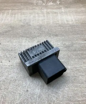 Renault Laguna II Glow plug pre-heat relay 7700115078