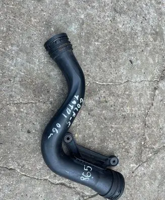 Volkswagen Golf Plus Intercooler hose/pipe