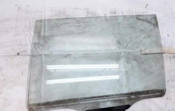 Mitsubishi Lancer Rear door window glass