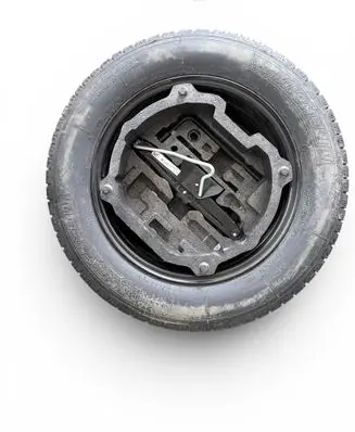 Peugeot 508 R16 spare wheel