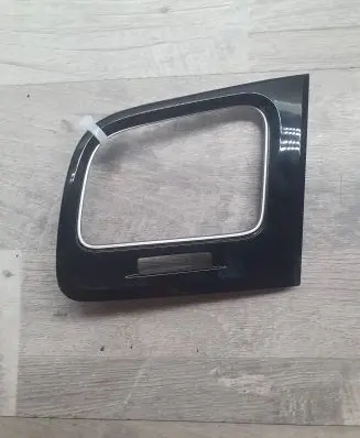 Volkswagen Golf VII Other interior part 5G1819741